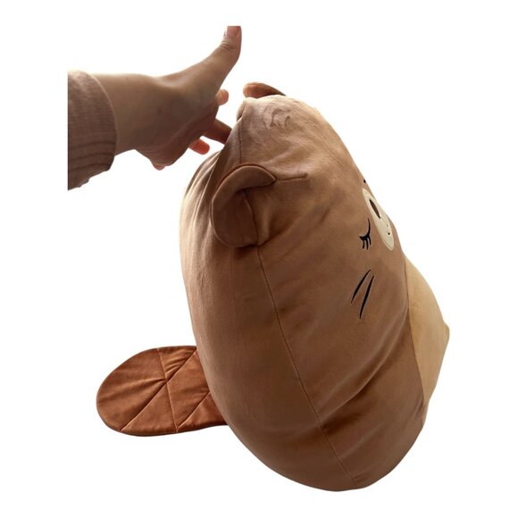 Squishmallows Rare 19-Inch Maisha The Beaver Plush (NWT) - Picture 4 of 6